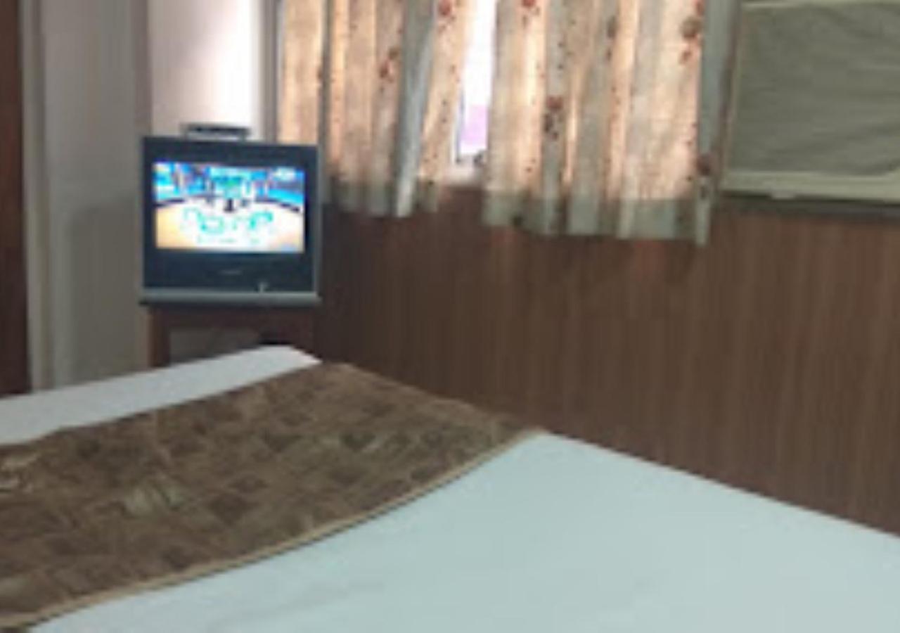 Hotel Mayur Restaurant Chandrapur Zewnętrze zdjęcie