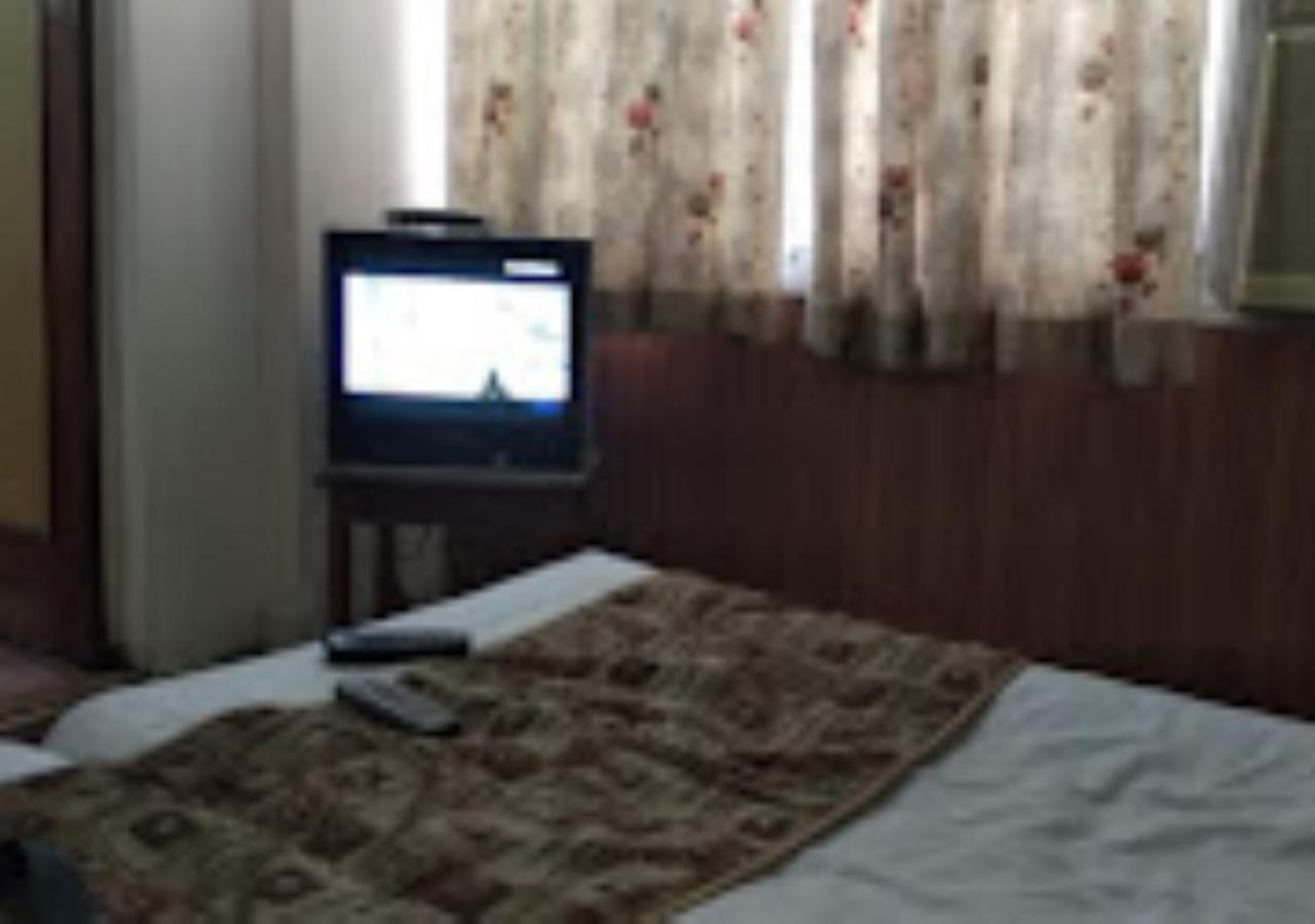 Hotel Mayur Restaurant Chandrapur Zewnętrze zdjęcie